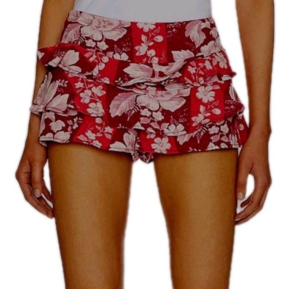 Free People Days Gone By Tiered Shorts Linen Blend Red Floral Print Womens Large